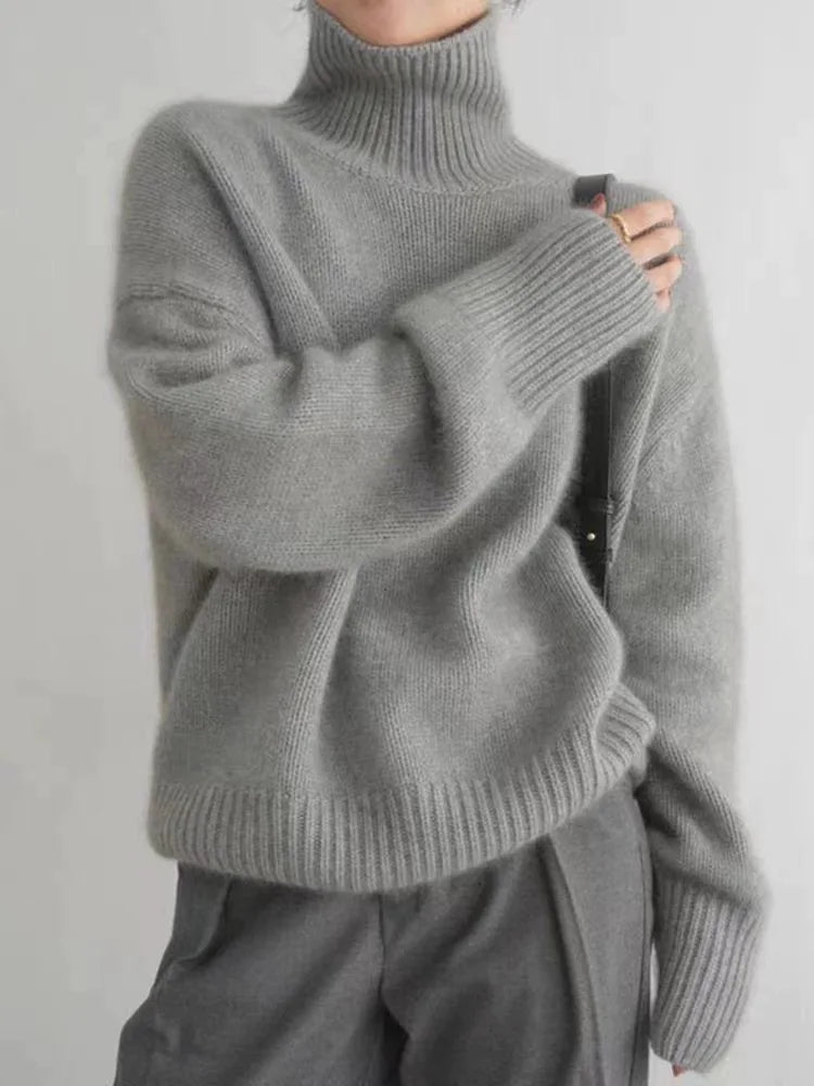 Amelia | Cashmere Turtleneck Sweater