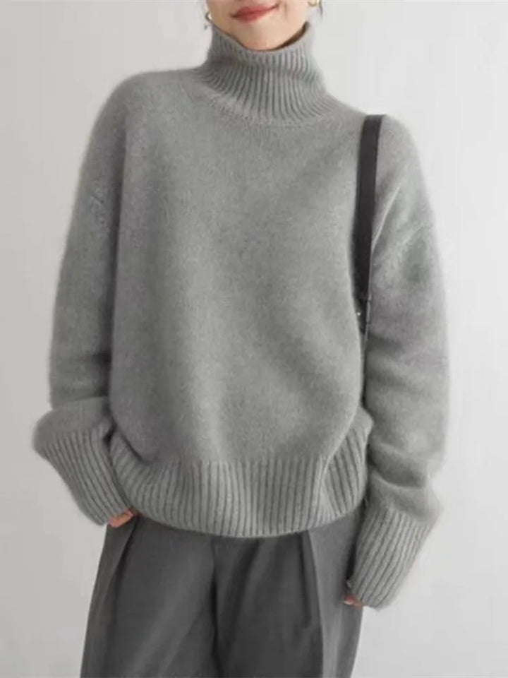 Amelia | Cashmere Turtleneck Sweater